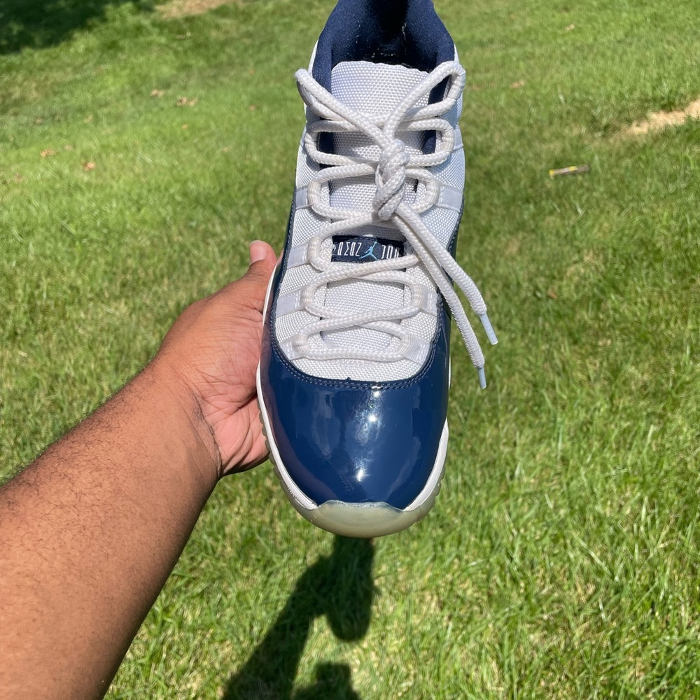 Jordan 11 retro “Win like 82” size 8.5 Worn Lightly no box - Picture 2 of 11